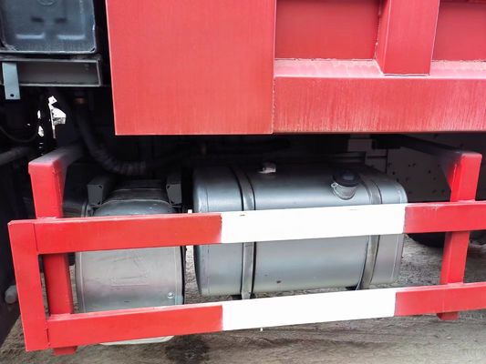 Sinotruk HOWO Camion per scarichi Euro 3 6X4 375 HP 20 CBM Camion per scarichi 40 tonnellate