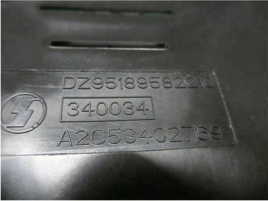Cina Shacman Pezzo di ricambio per camion pesanti F3000 Dashboard DZ95189582210 Accessori per camion