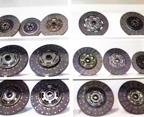 Sinotruk Heavy Duty Howo Truck Parts Disc Clutch Plate WG9921161100 WG9114160020 AZ9725160390 Per la sostituzione