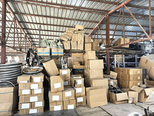 Ricambi per autocarri Shacman M3000/X3000 serratura e cavo DZ14251110080 serratura sedile e montaggio della barra di legame originale