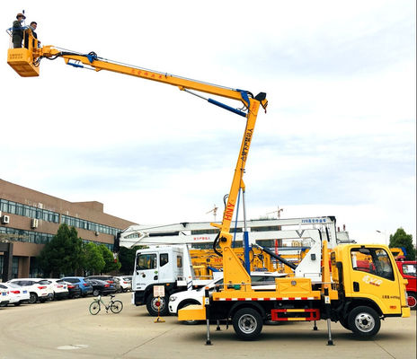 ISUZU Sinotruk Chassis Aerial Working Truck 12 Folding Boom Aerial Work Vehicle con prezzo di fabbrica