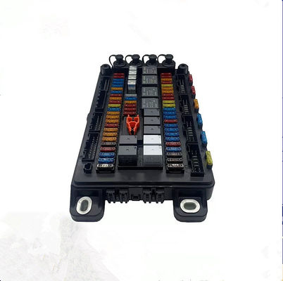Ricambi per autocarri Shacman Central Electric Installation Plate DZ93189584400 Cab Fuse Box per fabbrica originale